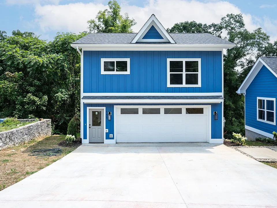 406 N Seminole Dr #102