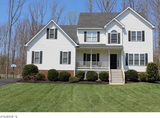 9006 Hollow Oak Rd, Midlothian, VA 23112