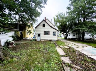 823 W 21st St, Lorain, OH 44052