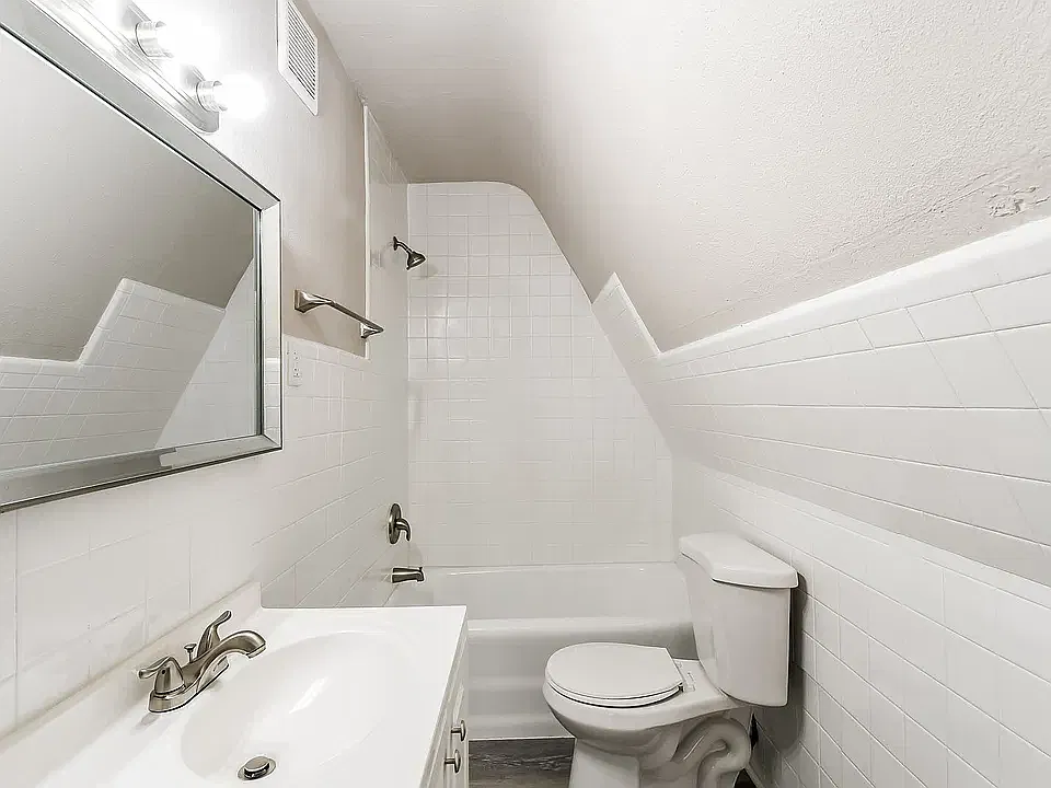 2 bed, 1500 sqft, $950 — Photo 3