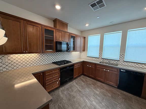 2nd image of 1455 Kiely Blvd #2