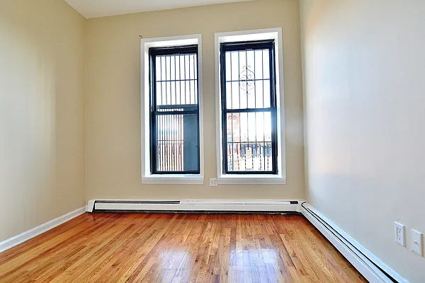 Rented by Hagstrom Management Inc | media 48