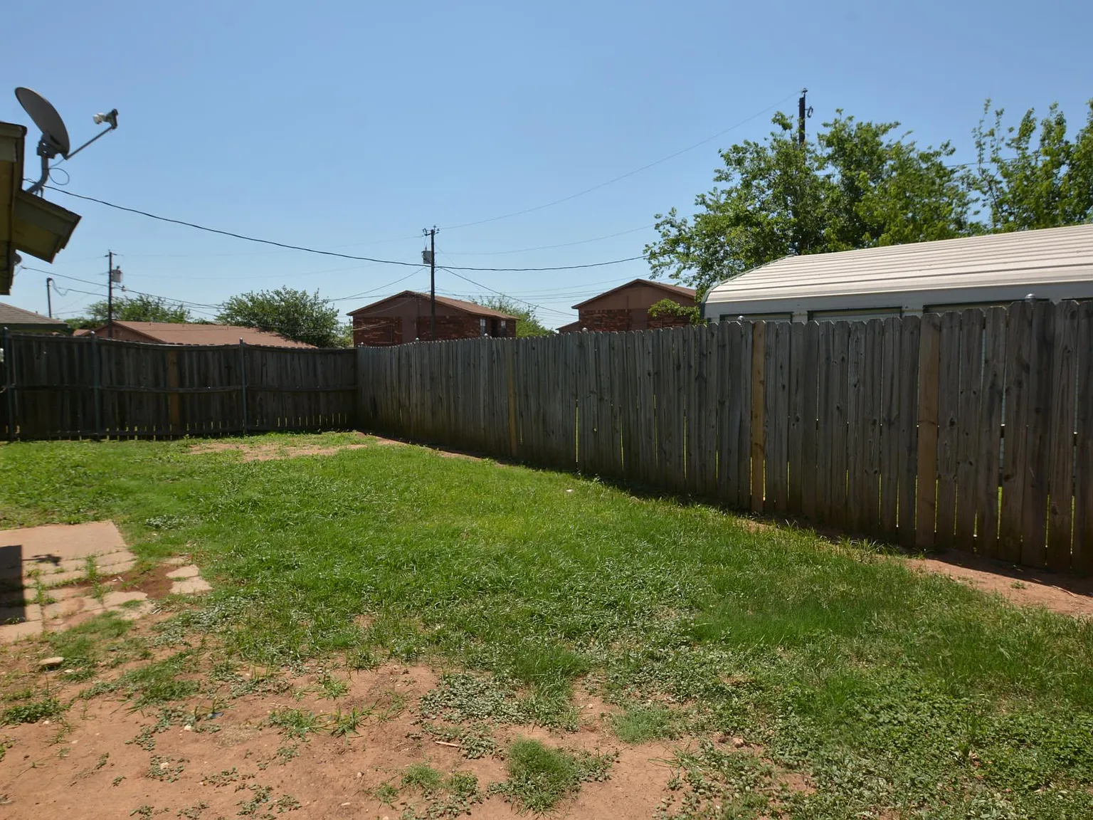 2 bed, 804 sqft, $995 — Photo 2