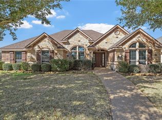 301 Silver Spur Trl, Mc Gregor, TX 76657