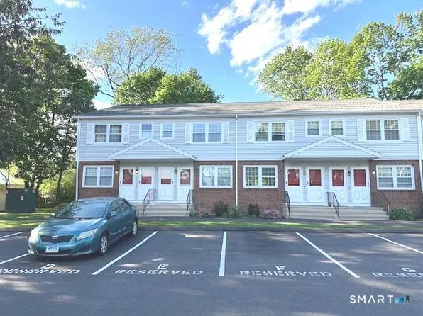310 Booth St APT C, Stratford, CT 06614