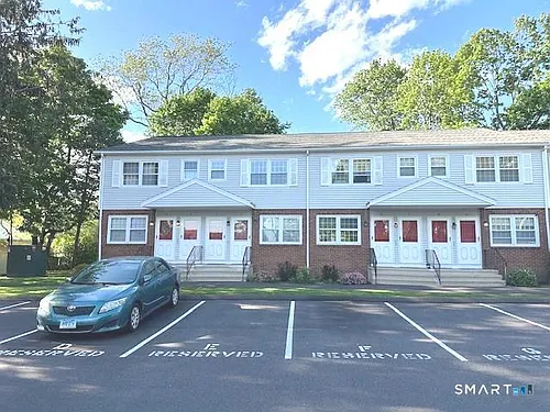 310 Booth St #C Photo 1
