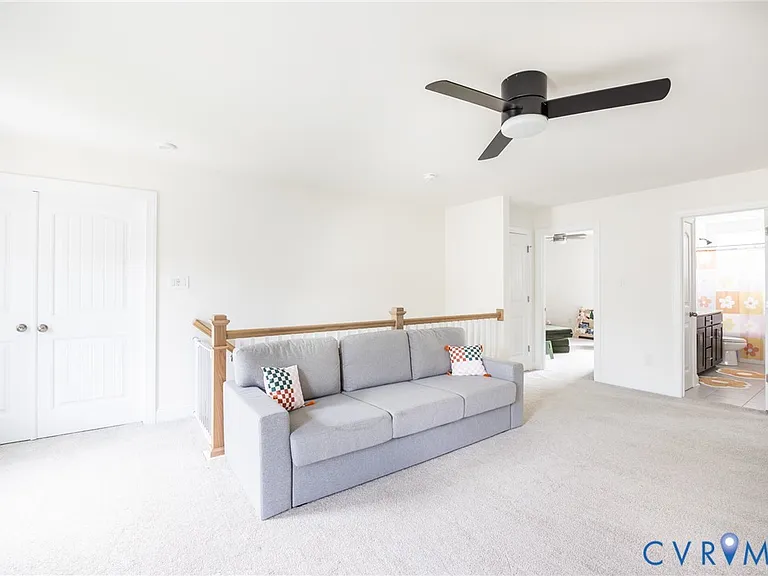 11585 Kings Pond Dr — Photo 14