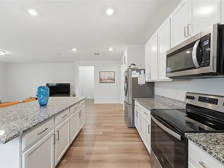 2081 Malbec Ct — Photo 10