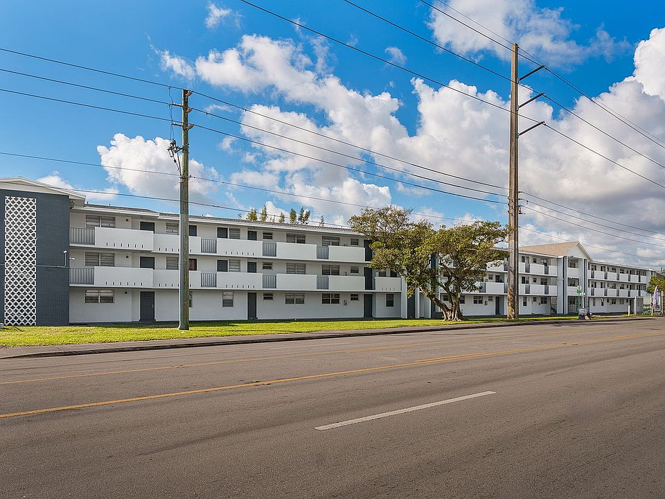 2-web-or-mls-LakeShore_Presidential_DSC6862
