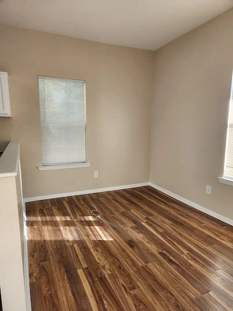House for Rent — Photo 3