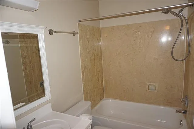 1444 Carrollton Ave #203 — Photo 18