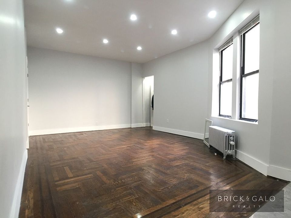 1st image of 2110 Westbury Ct APT 3L