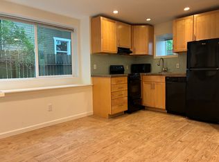 4131 Phinney Ave N #B, Seattle, WA 98103