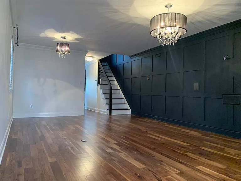 248A Maryland Pl — Photo 2