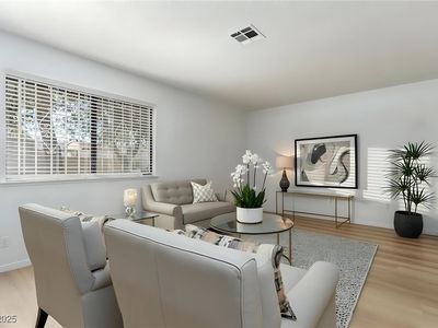 5917 Smoke Ranch Rd Unit B, Las Vegas, NV, 89108