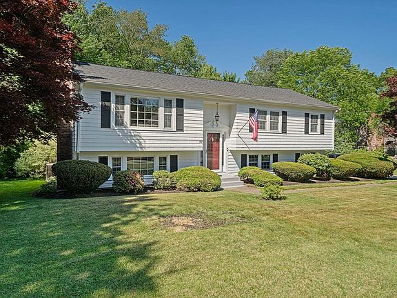 2nd image of 1 Carpenter Ln