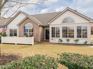 8841 Parkview Oaks Cir, Olive Branch, MS 38654