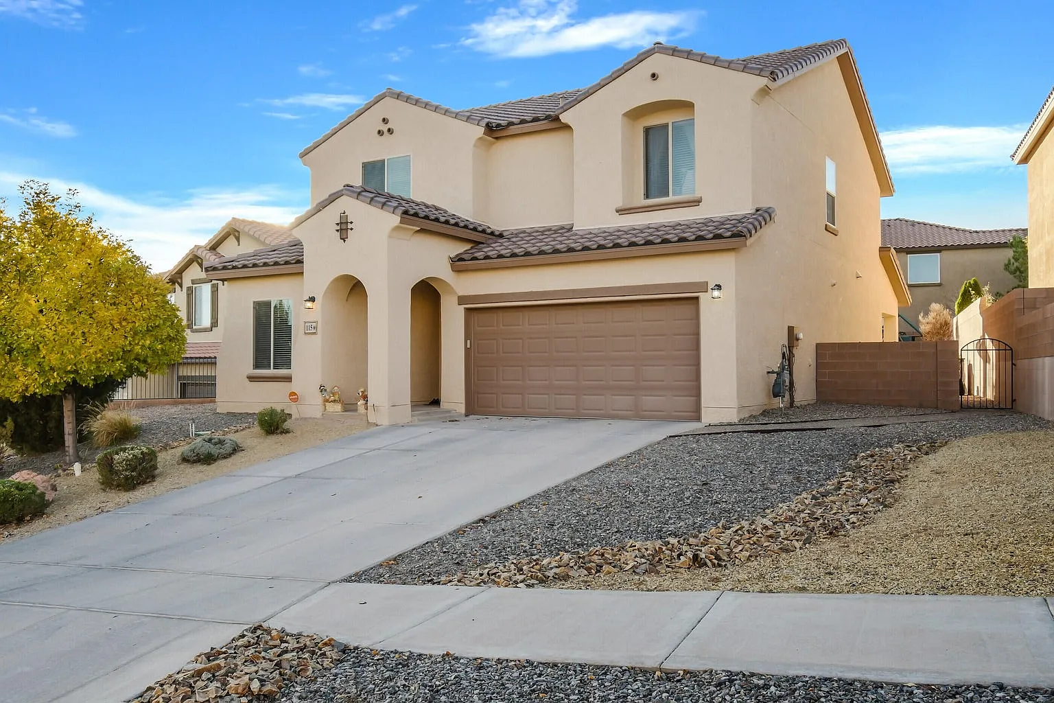 4 bed, 2551 sqft, $2,695 — Photo 1