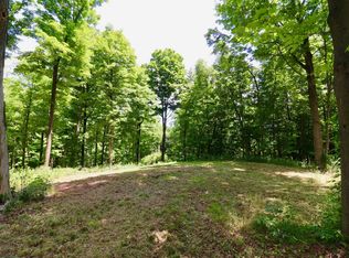 22 Guski Rd, Red Hook, NY 12571