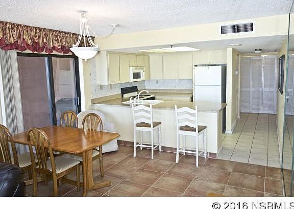 4th image of 4141 S Atlantic Ave APT 207