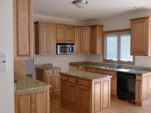 3rd image of 9140 Menard Ave