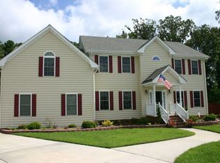 566 Fair Oak Dr, Chesapeake, VA 23322