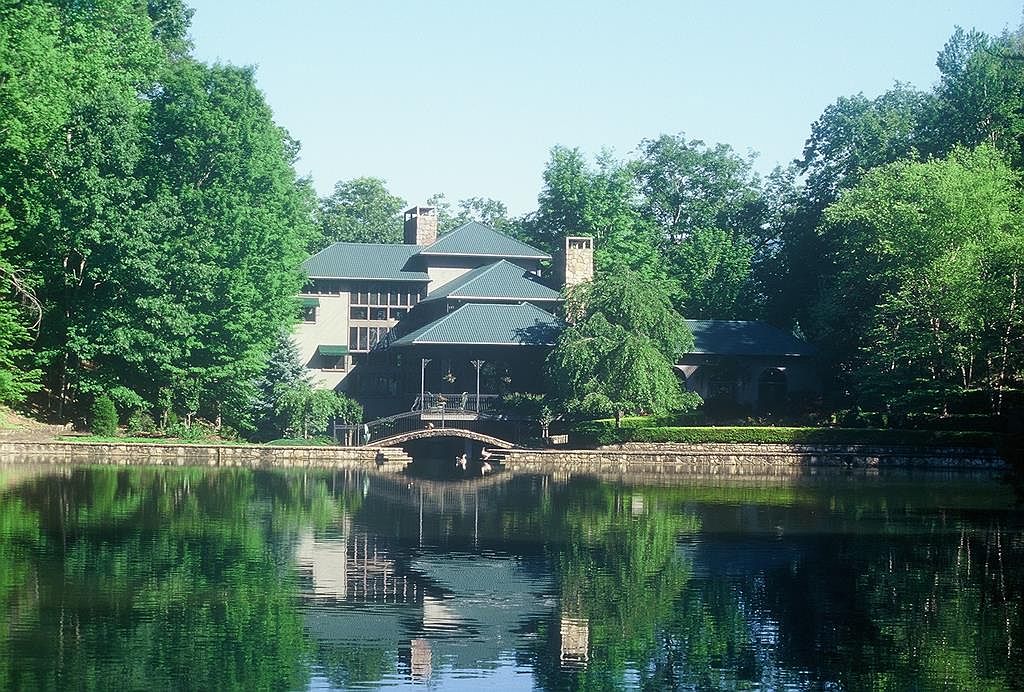 2233 Ridgeland Cir, Sevierville, TN 37862 Zillow