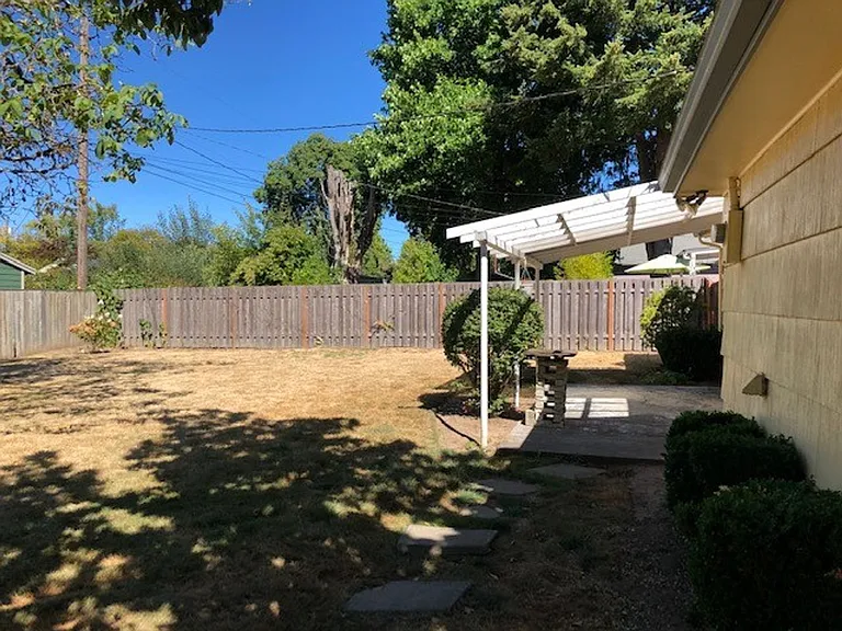 4795 SW Maple Ave — Photo 19