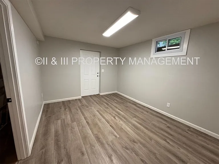 4715 Fontana St — Photo 16