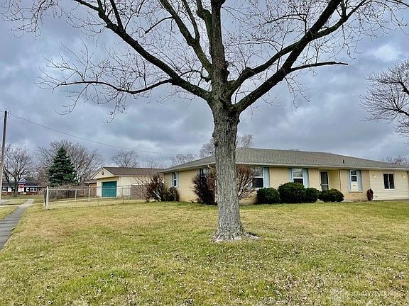 3rd image of 7800 Sebring Dr