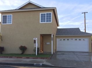 1051 E 219th St, Carson, CA 90745