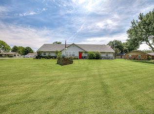 36 Meadowlark Rd, Eufaula, OK 74432