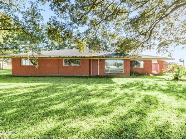 17639 Pelican Rd, Erath, LA 70533