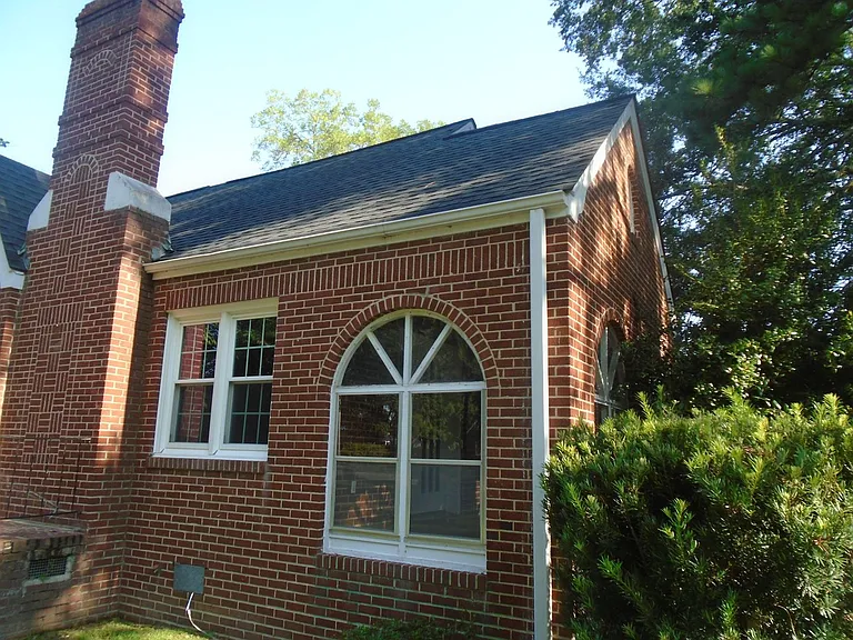 308 Harris Ave — Photo 5
