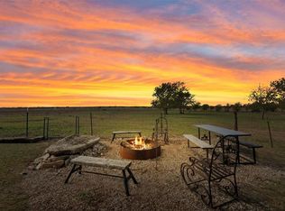 1161 Wolf Ln, Valley Mills, TX 76689