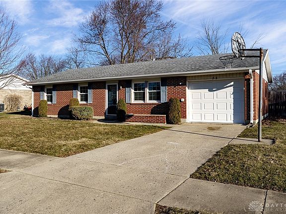 2nd image of 72 Hawthorne Dr