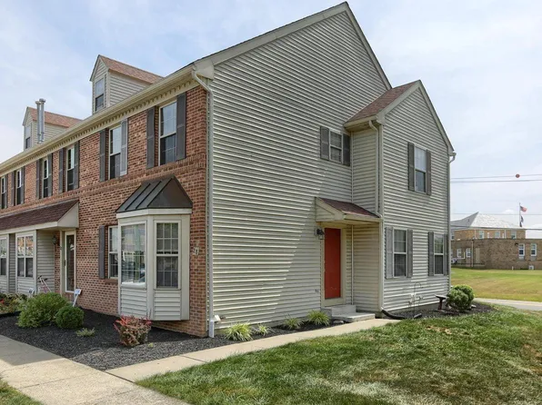 28 Acorn Blvd, Lancaster, PA 17602