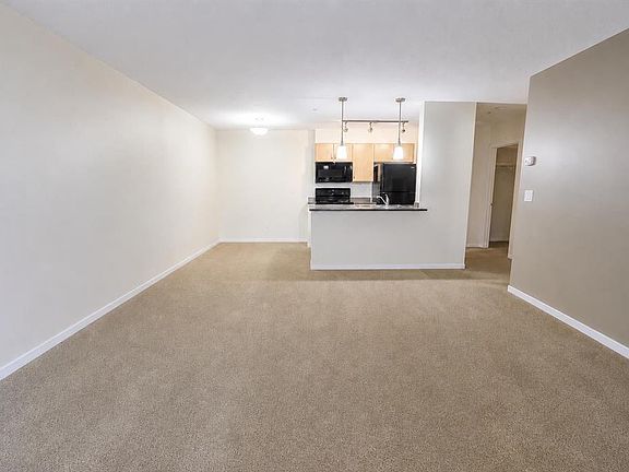 3rd image of 9124 E 96th Ave #211