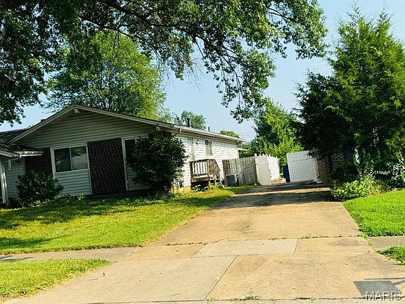 2nd image of 3092 Wintergreen Dr