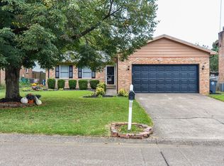 713 Bonnie View Dr, Evansville, IN 47715