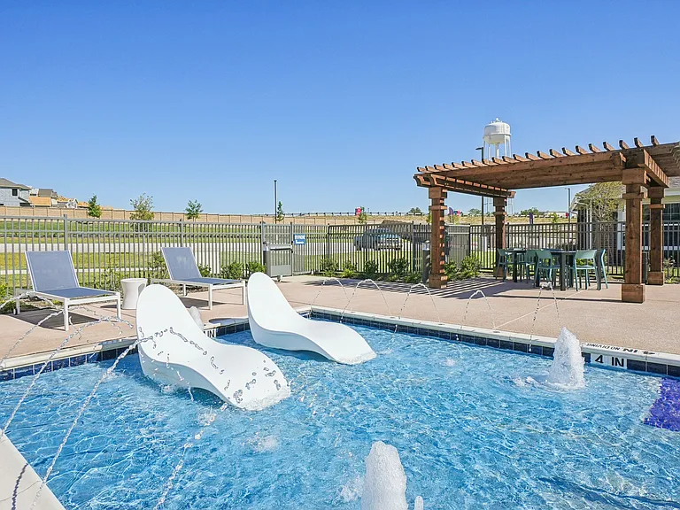 Fountainview at Farmersville — Photo 25