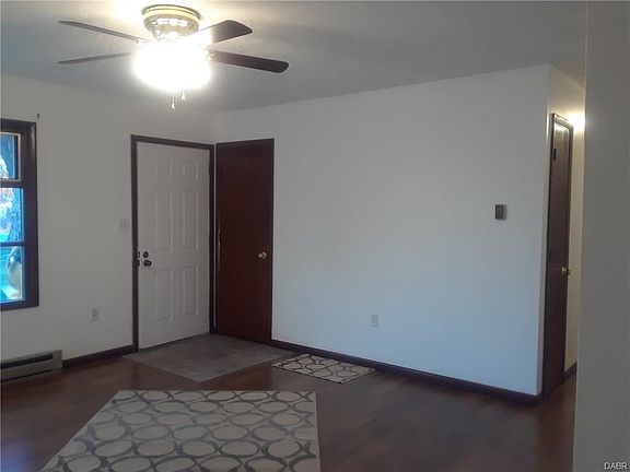 4th image of 13 W South St