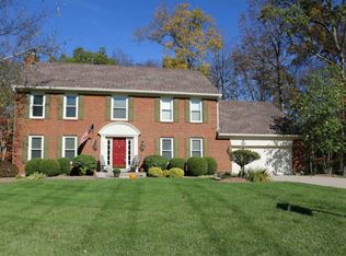 6631 Ridgeview Ct, Loveland, OH 45140