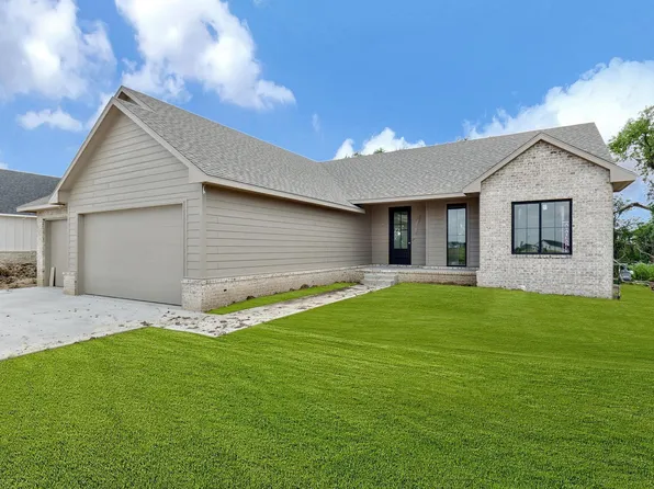 409 N Fielding St, Derby, KS 67037