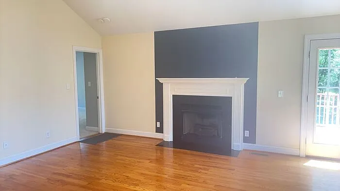 103 Lyman St — Photo 3