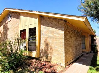 109 W Timberview Ln, Arlington, TX 76014