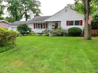 25 Birch Ave, Bergenfield, NJ 07621