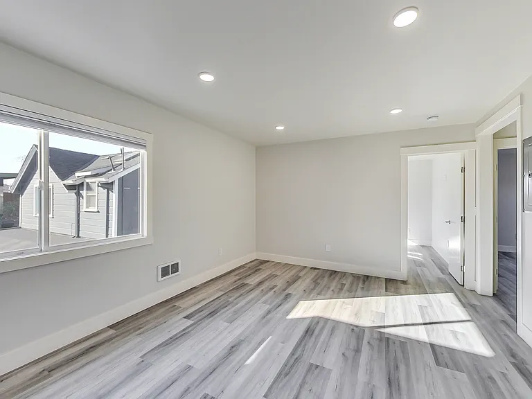 3413 Adeline St #4 — Photo 5