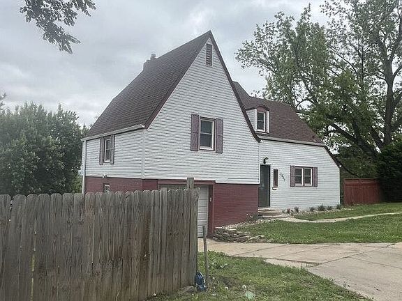 3rd image of 6337 N 32nd St