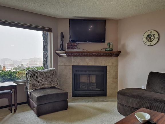 3rd image of 1111 W 6th Ave APT 104